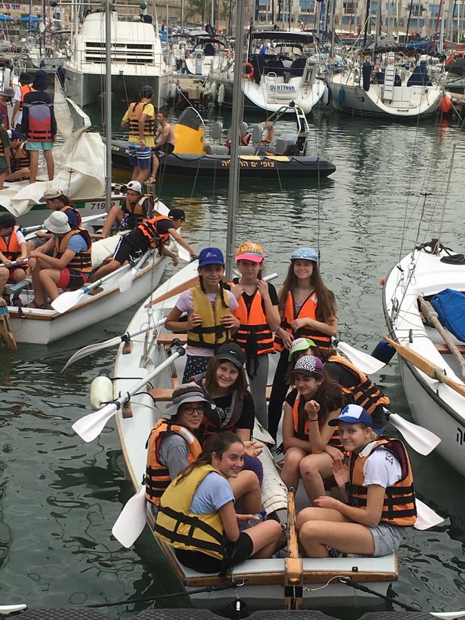 First Class Marina Herzlia Herzliya Экстерьер фото